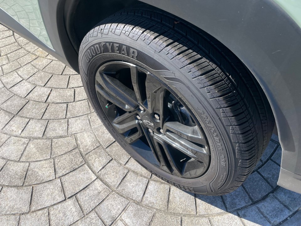 Used 2025 Chevrolet Trax ACTIV w/ Driver Confidence Package image 29