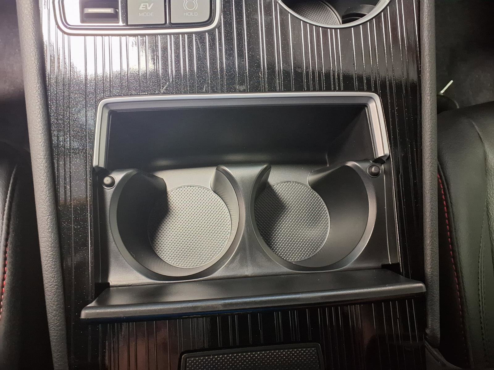 New 2026 Toyota Sienna XSE image 18