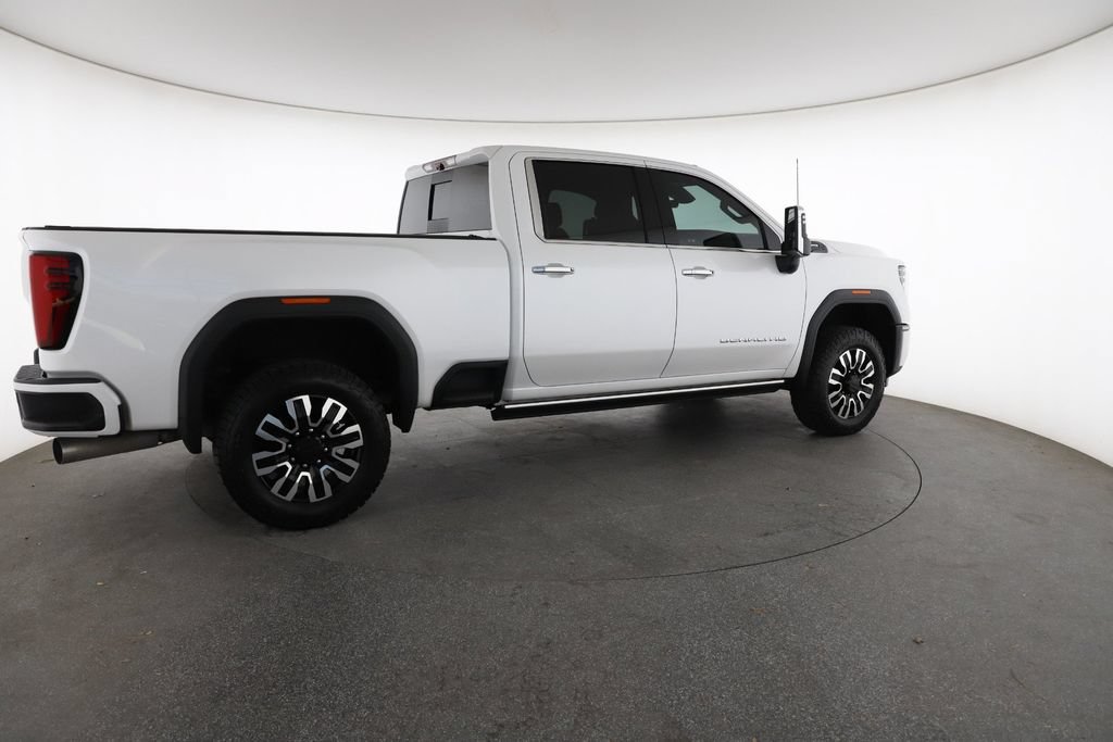 Certified 2025 GMC Sierra 2500 Denali Ultimate w/ Max Trailering Package AWD/4WD image 13