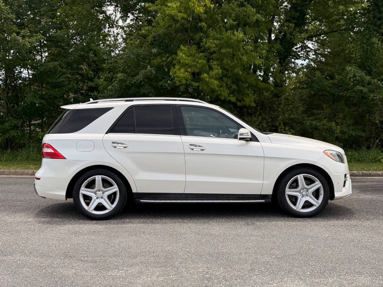 Used 2014 Mercedes-Benz ML 550 4MATIC image 10
