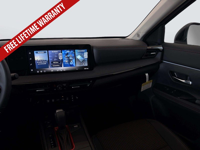 New 2026 Nissan Kicks SR w/ Cold Weather Package FWD image 22