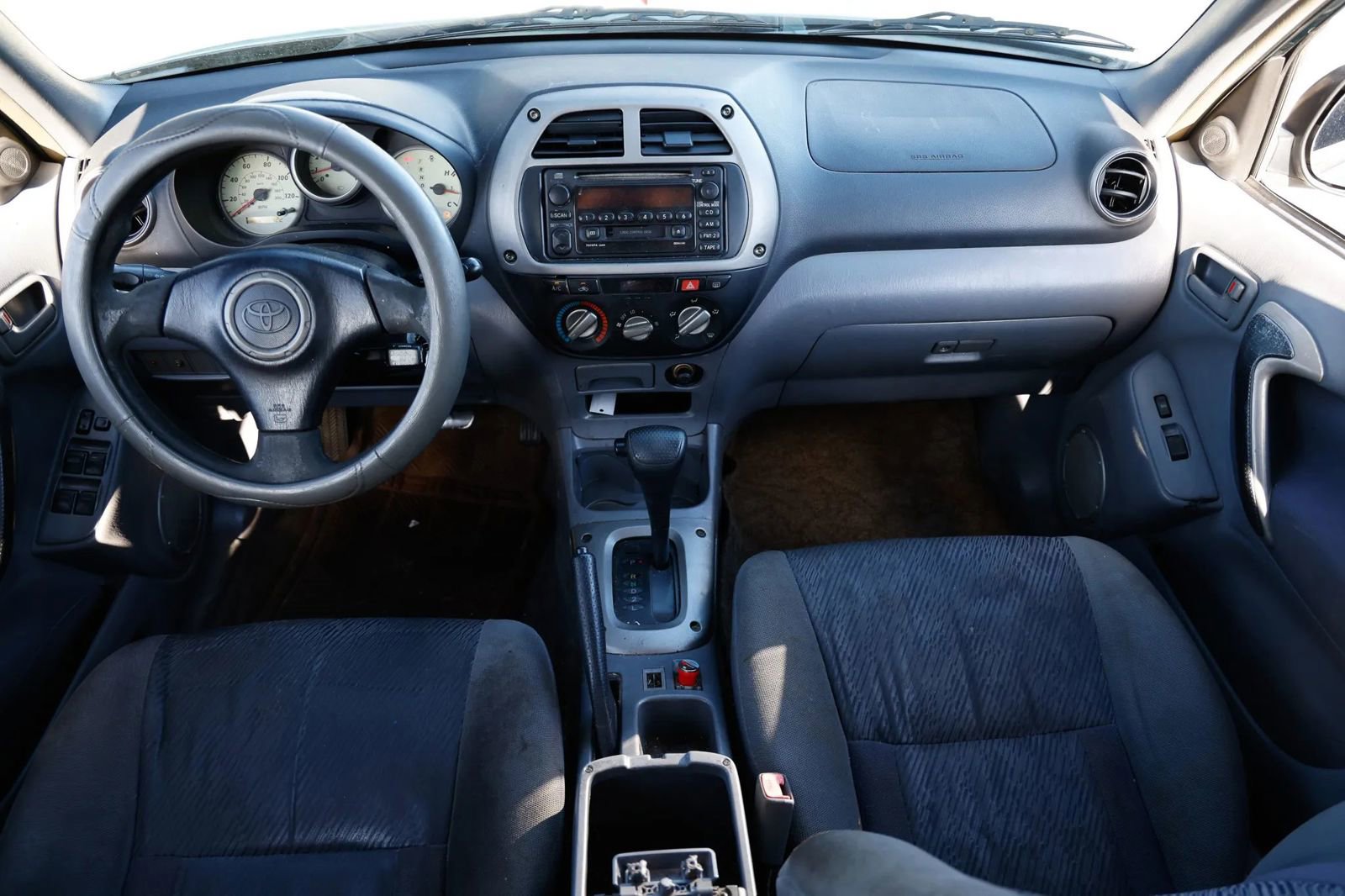 Used 2002 Toyota RAV4 2WD image 11