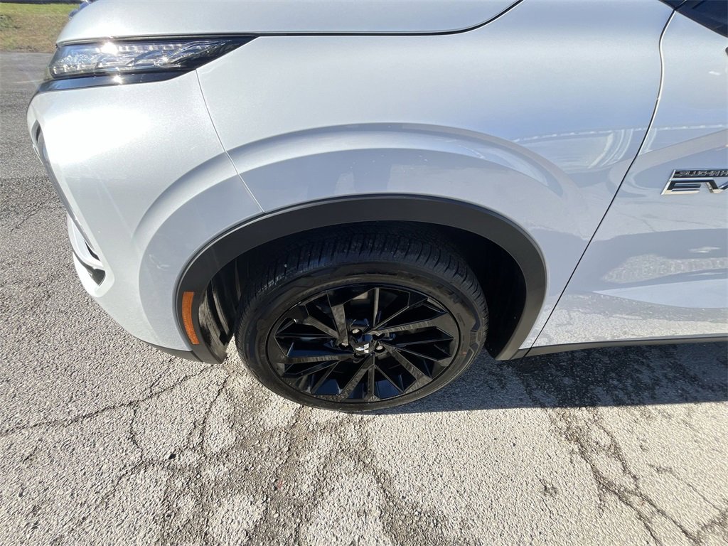New 2025 Mitsubishi Outlander SEL Black Edition image 10