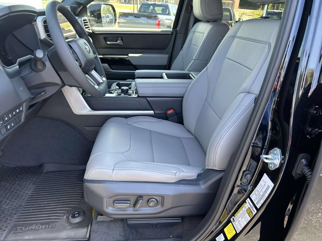 New 2026 Toyota Tundra Limited AWD/4WD image 17