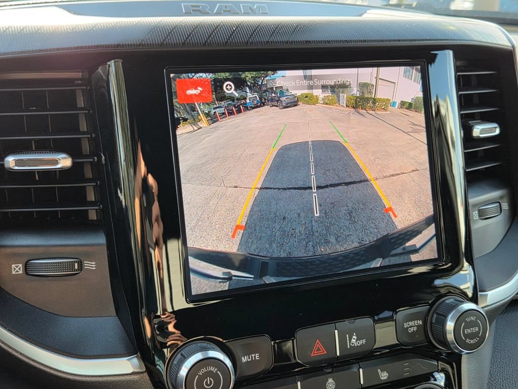 Used 2025 RAM 1500 Big Horn AWD/4WD image 24