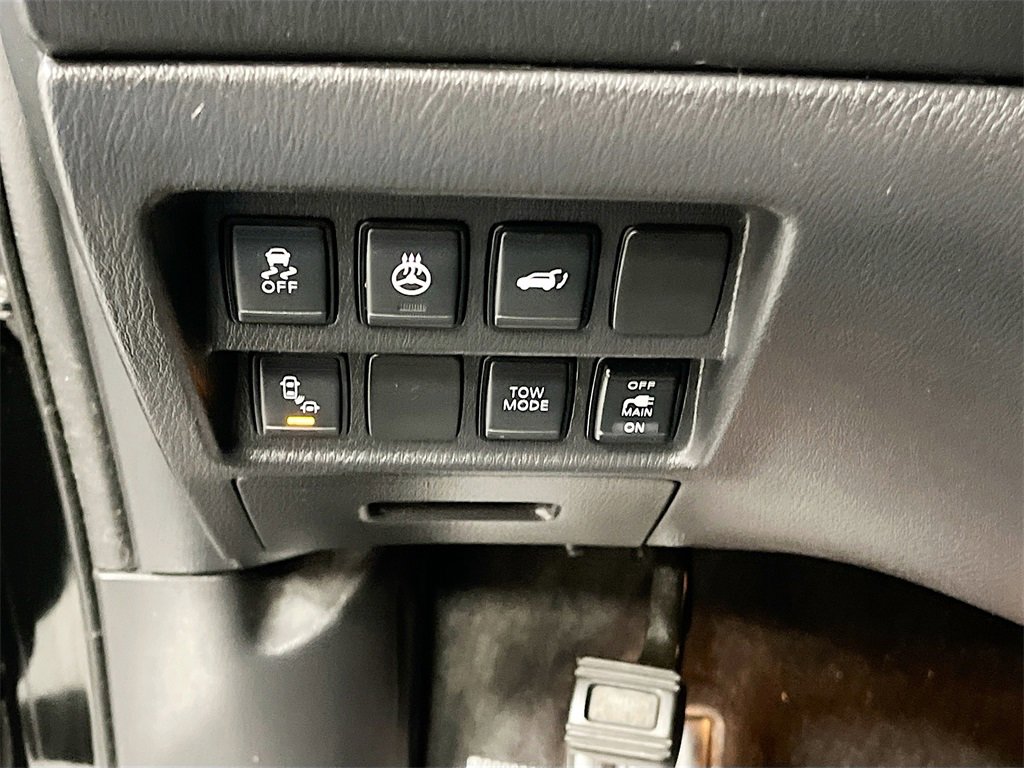 Used 2019 Nissan Pathfinder SL image 10