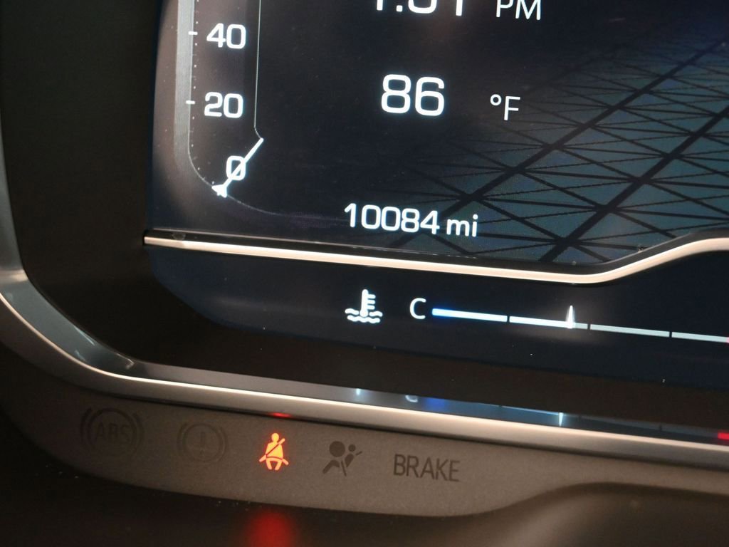 Used 2023 GMC Yukon XL AT4 image 35