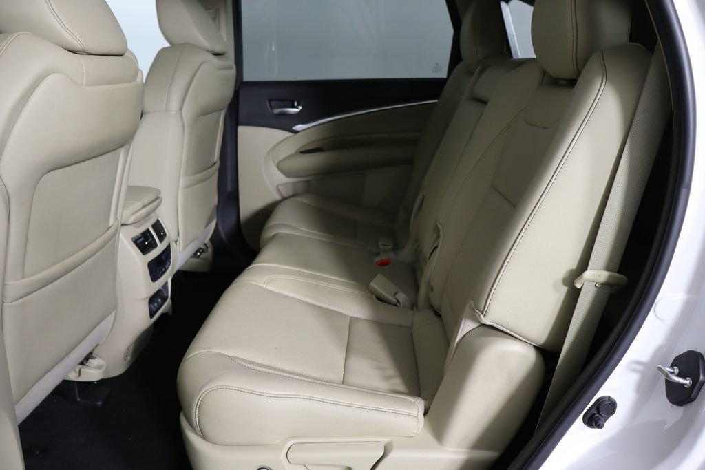 Used 2019 Acura MDX w/ Technology Package AWD/4WD image 15