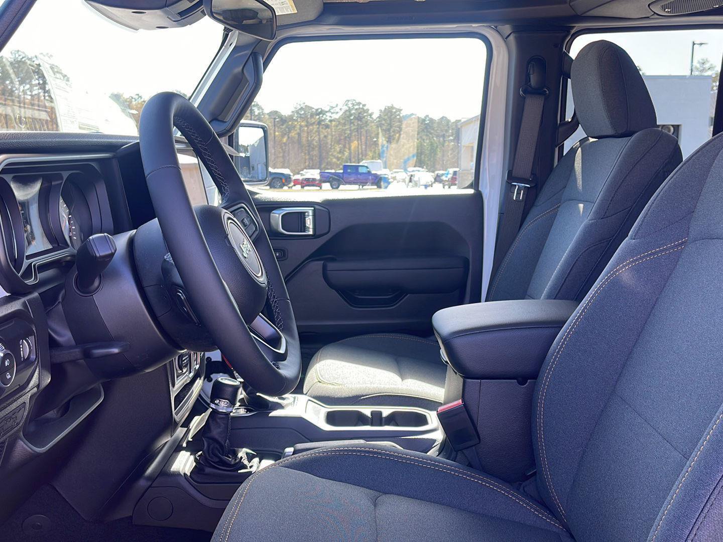 New 2026 Jeep Gladiator Sport AWD/4WD image 13