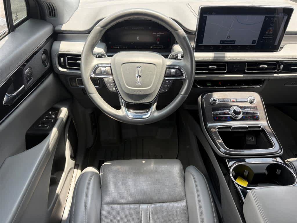 Used 2022 Lincoln Nautilus Reserve w/ Equipment Group 201A AWD/4WD image 4