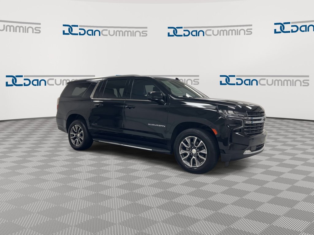 Used 2021 Chevrolet Suburban LT w/ Rear Media and Nav Package AWD/4WD image 2