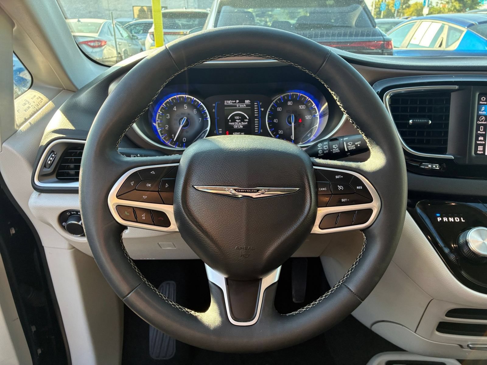 Used 2024 Chrysler Voyager LX FWD image 29