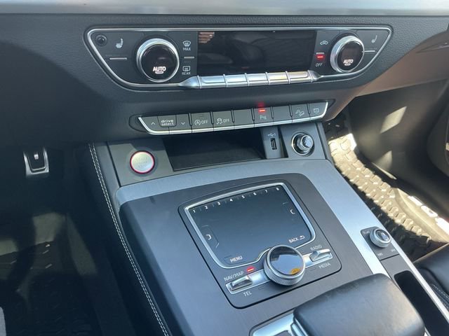Used 2018 Audi SQ5 Prestige AWD/4WD image 22