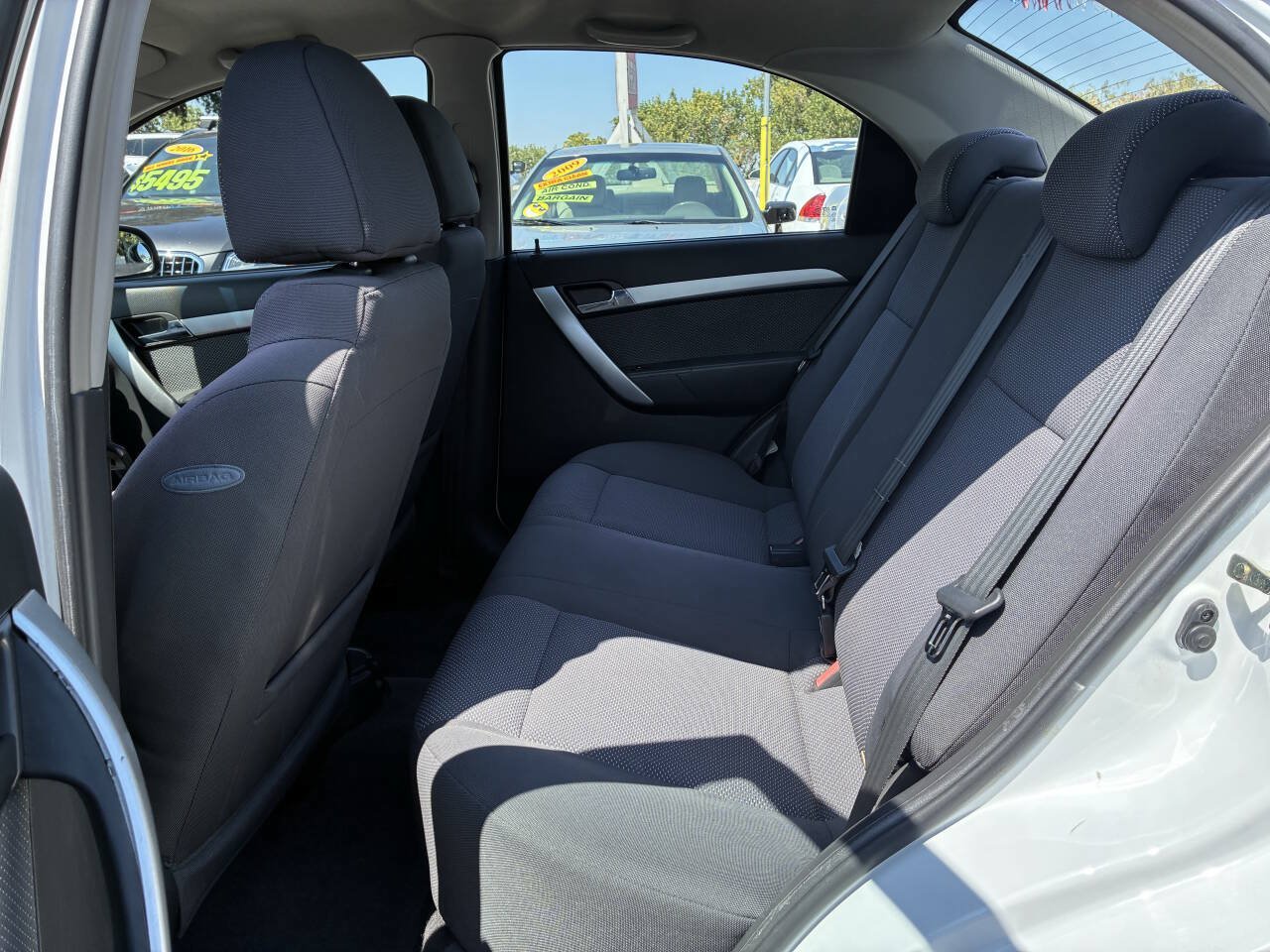 Used 2011 Chevrolet Aveo LT w/ Power and Convenience Package FWD image 4