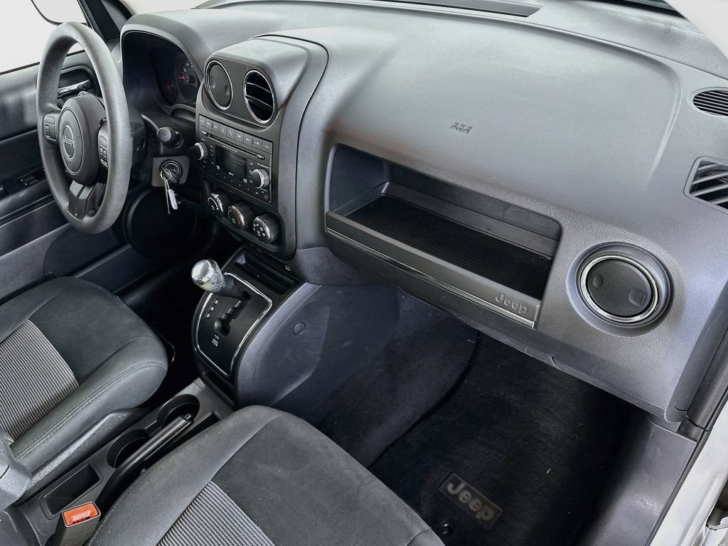 Used 2012 Jeep Compass Sport FWD image 25