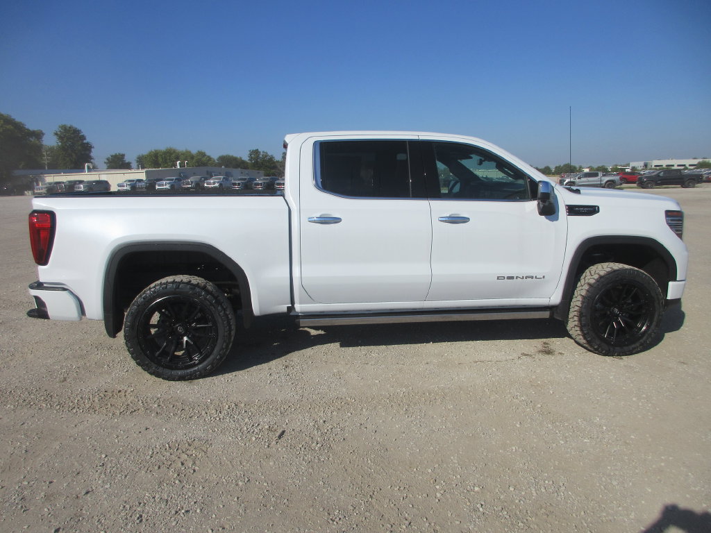 New 2026 GMC Sierra 1500 Denali Ultimate AWD/4WD image 3