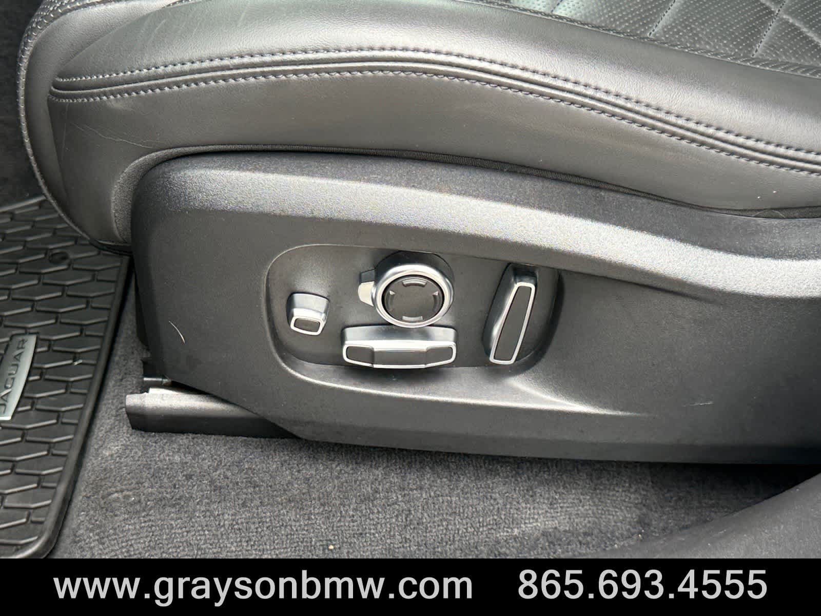 Used 2023 Jaguar F-PACE S AWD/4WD image 13