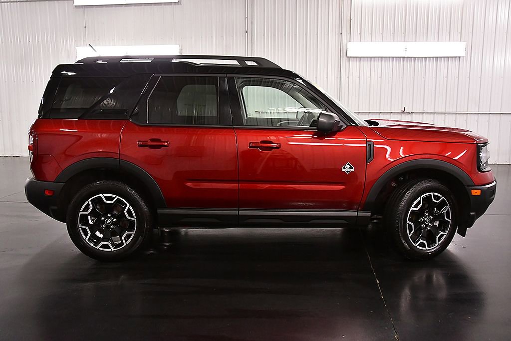 Used 2025 Ford Bronco Sport Outer Banks w/ Outer Banks Tech Package+ image 8