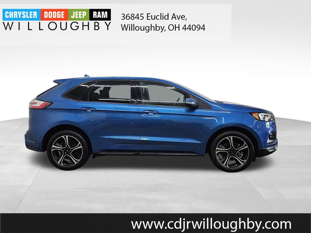 Used 2019 Ford Edge ST w/ Convenience Package AWD/4WD image 4