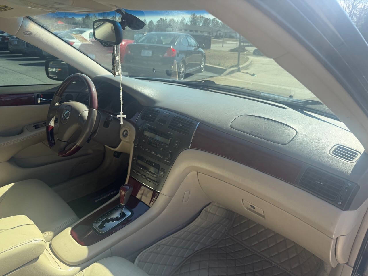 Used 2004 Lexus ES 330 image 15