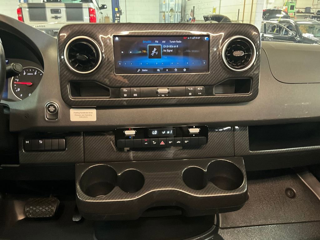 Used 2022 Mercedes-Benz Sprinter 2500 image 24