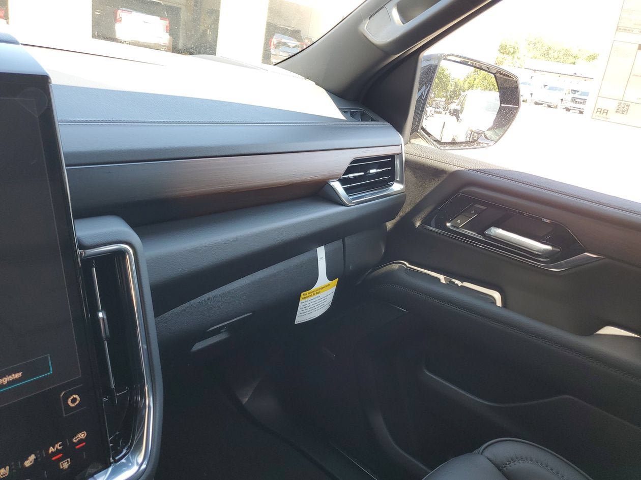 New 2026 GMC Yukon XL Denali w/ Denali Reserve Package AWD/4WD image 25