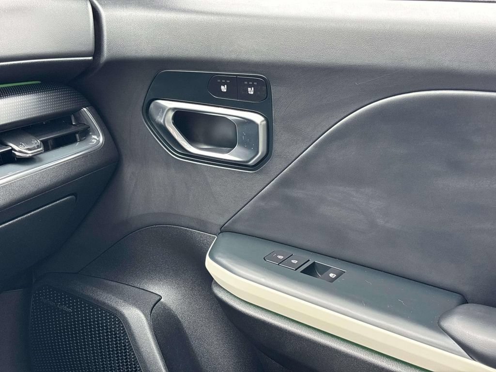 Certified 2025 Kia K4 GT-Line Turbo FWD image 28