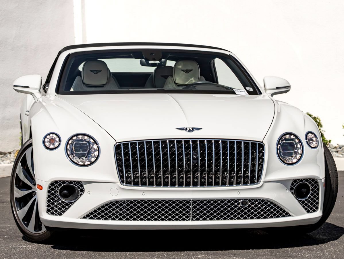 Used 2024 Bentley Continental GT Azure AWD/4WD image 11