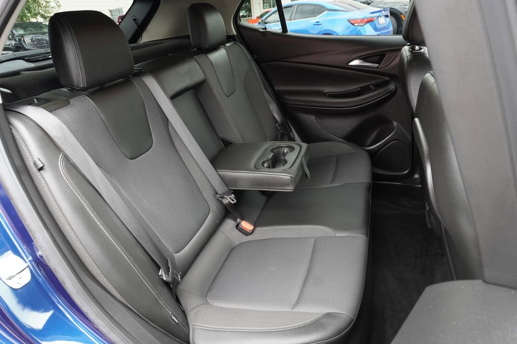 Used 2023 Buick Encore GX Select image 9