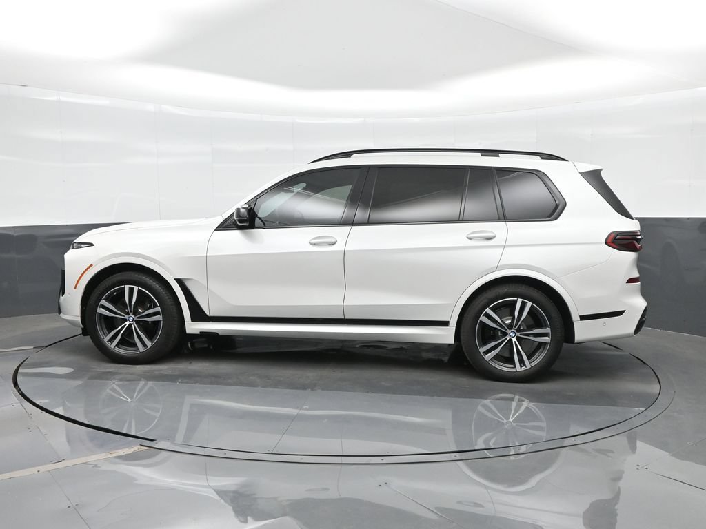 Used 2023 BMW X7 M60i w/ Executive Package AWD/4WD image 2