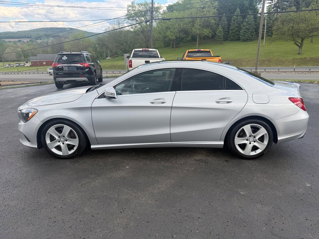 Used 2017 Mercedes-Benz CLA 250 4MATIC image 8