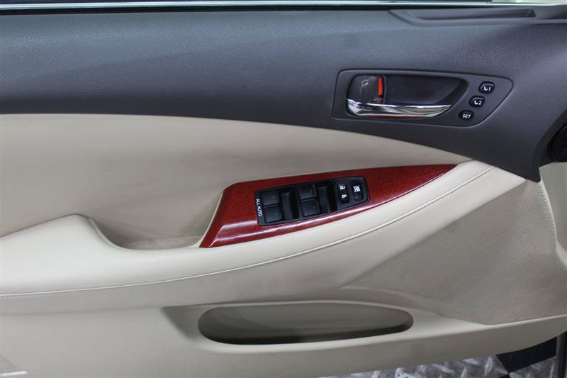 Used 2009 Lexus ES 350 w/ Ultra Luxury Pkg FWD image 15
