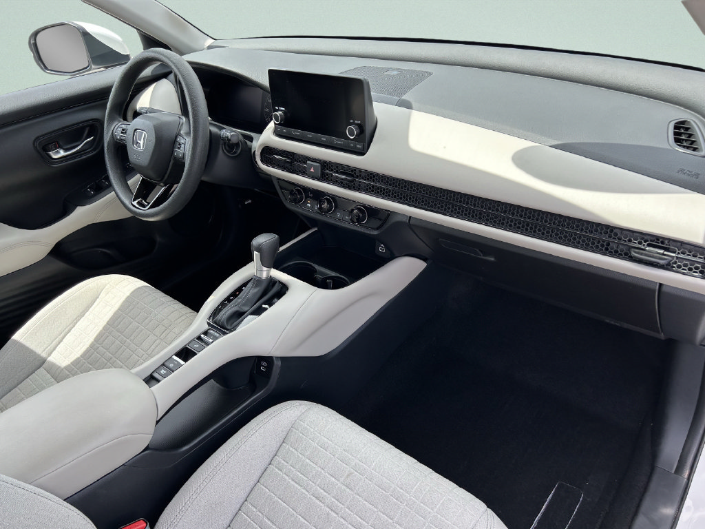 Used 2025 Honda HR-V LX image 16