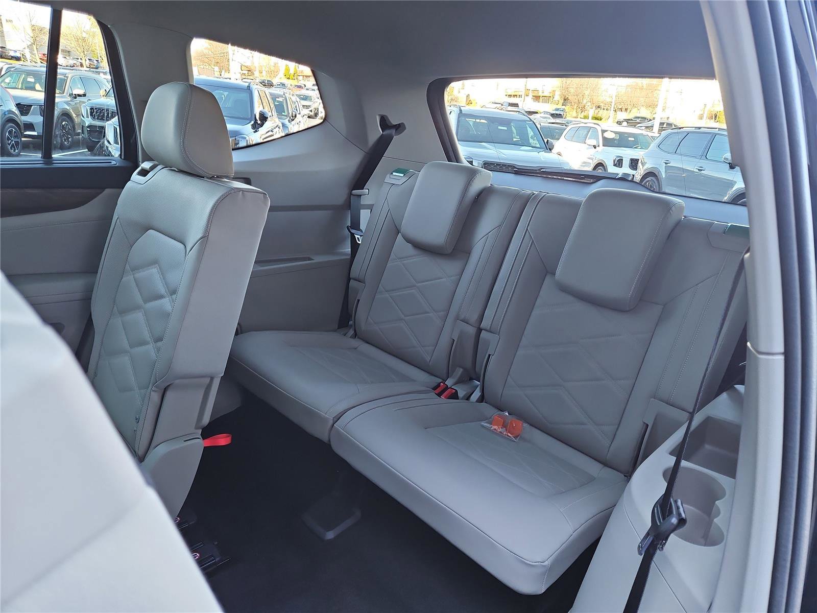 New 2026 Volkswagen Atlas SE image 27