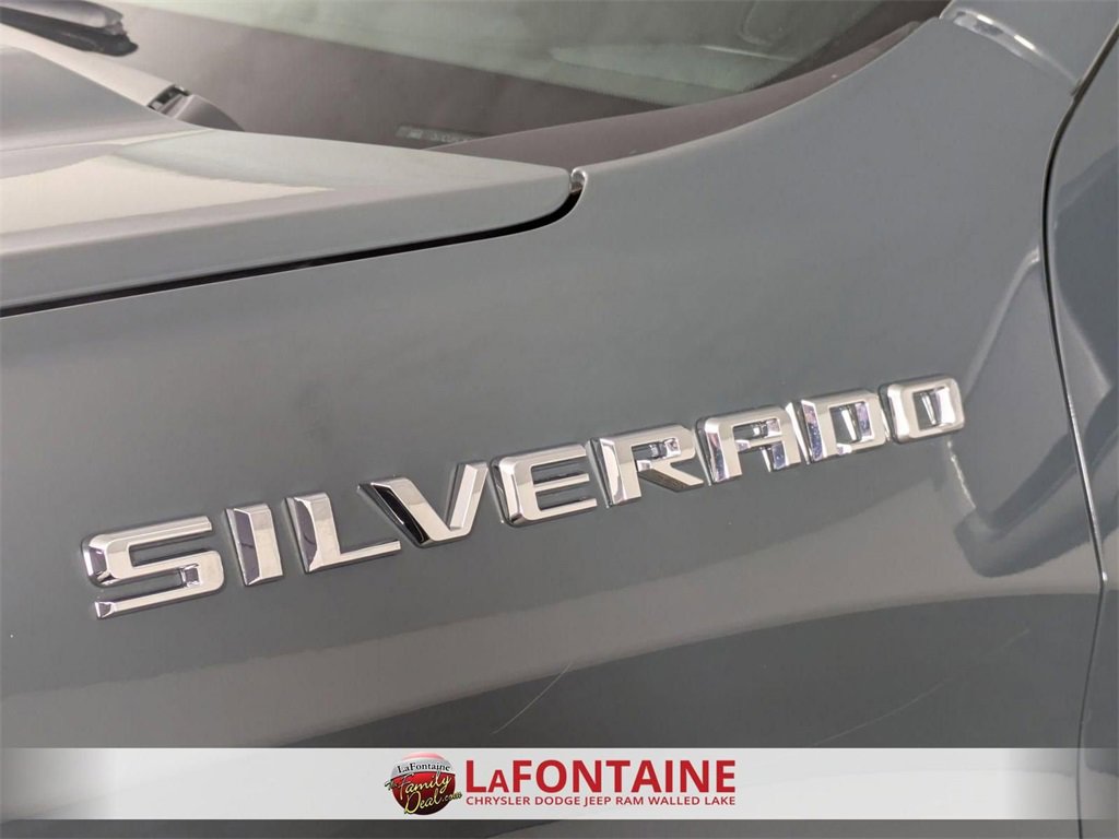 Used 2025 Chevrolet Silverado 1500 LT image 10
