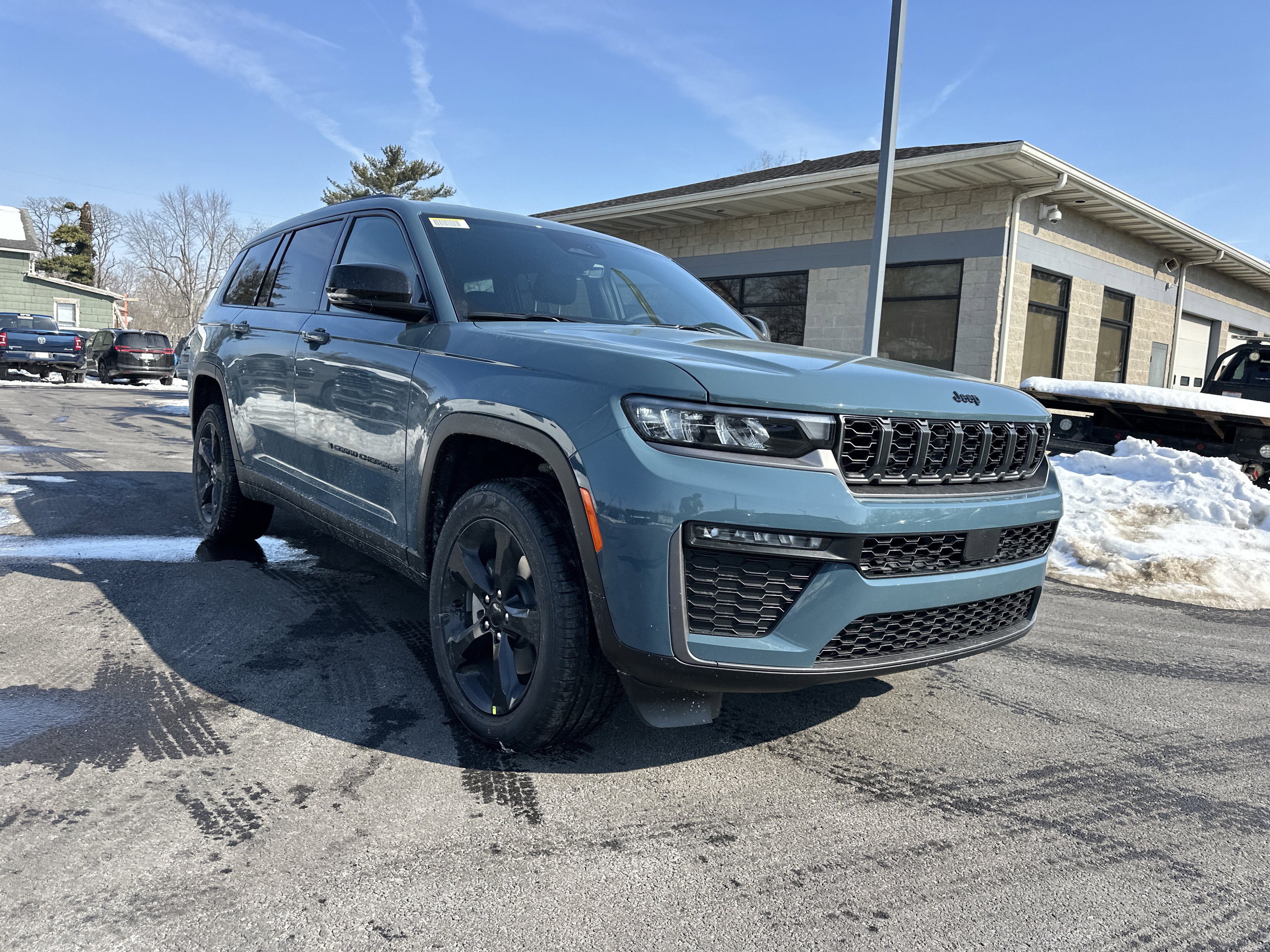 New 2026 Jeep Grand Cherokee L Limited w/ Limited Altitude Package image 20