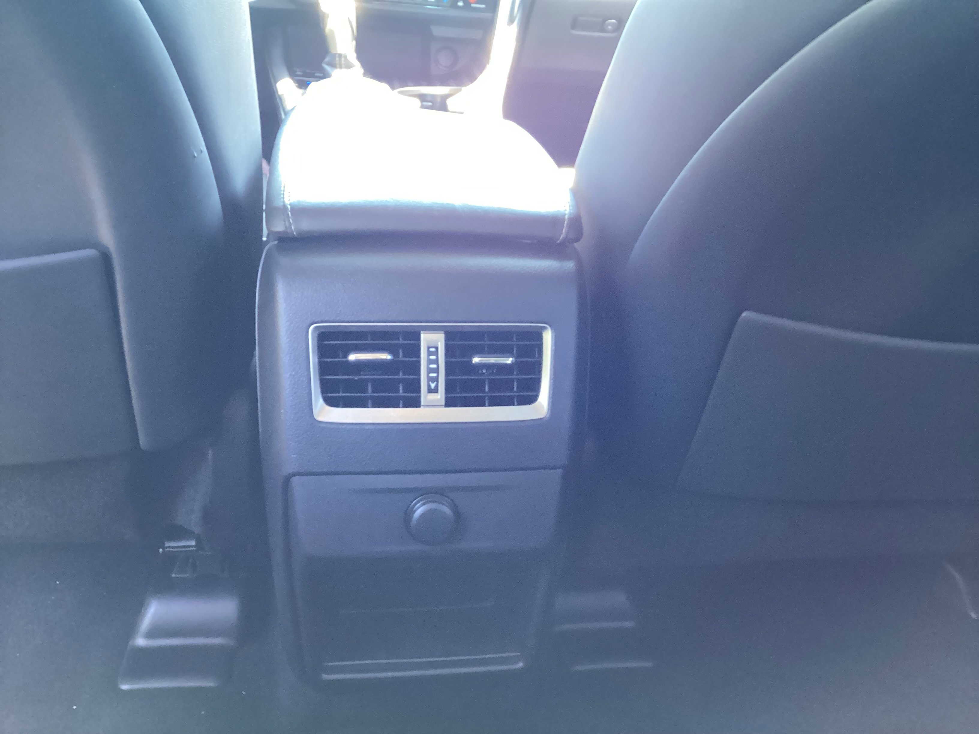 Used 2019 Lexus RX 450h AWD w/ Luxury Package image 16