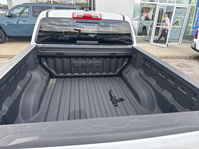 Used 2025 GMC Canyon AT4 w/ AT4X Package AWD/4WD image 7