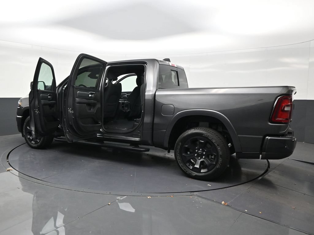 Used 2025 RAM 1500 Big Horn RWD image 28