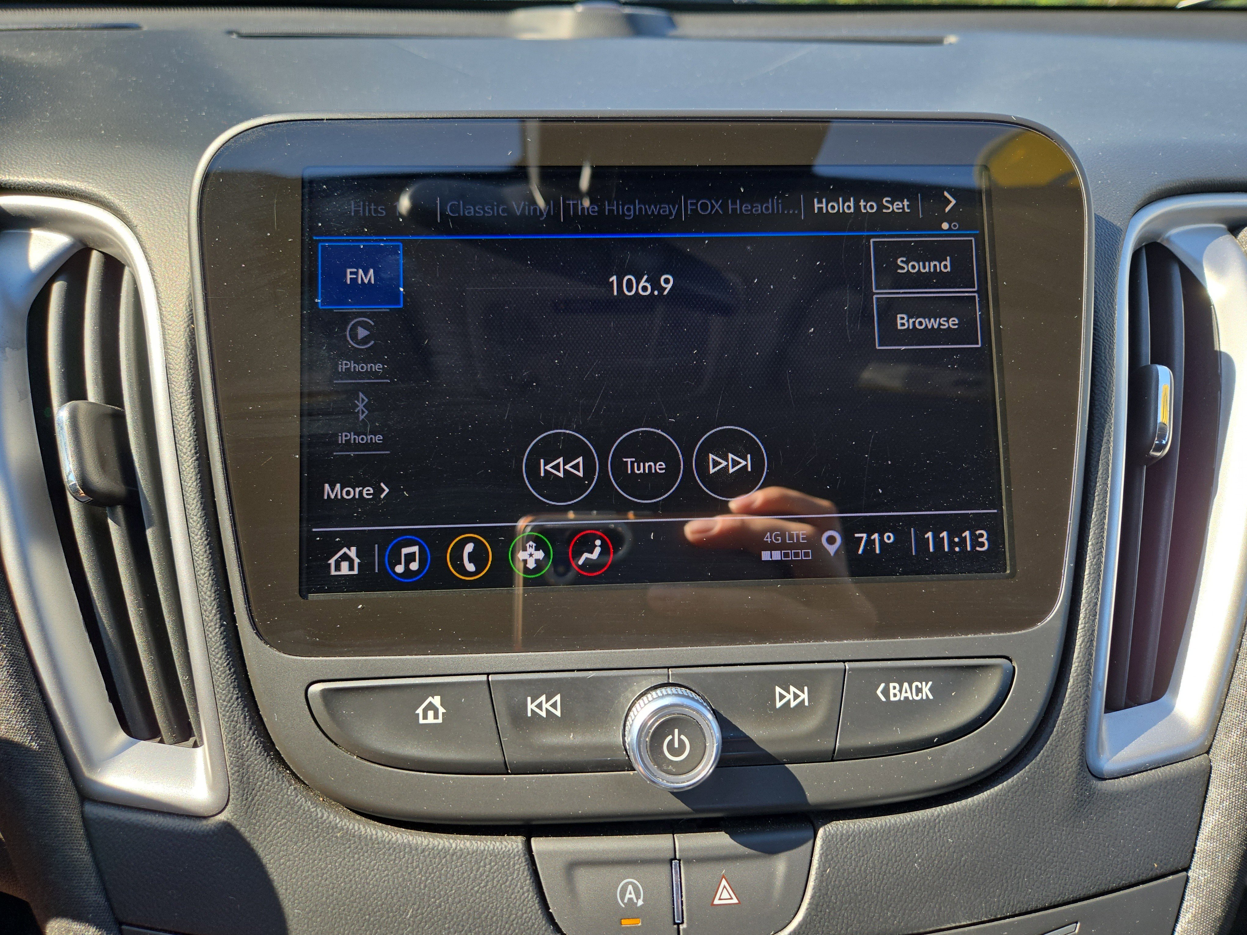 Used 2023 Chevrolet Malibu LT image 18