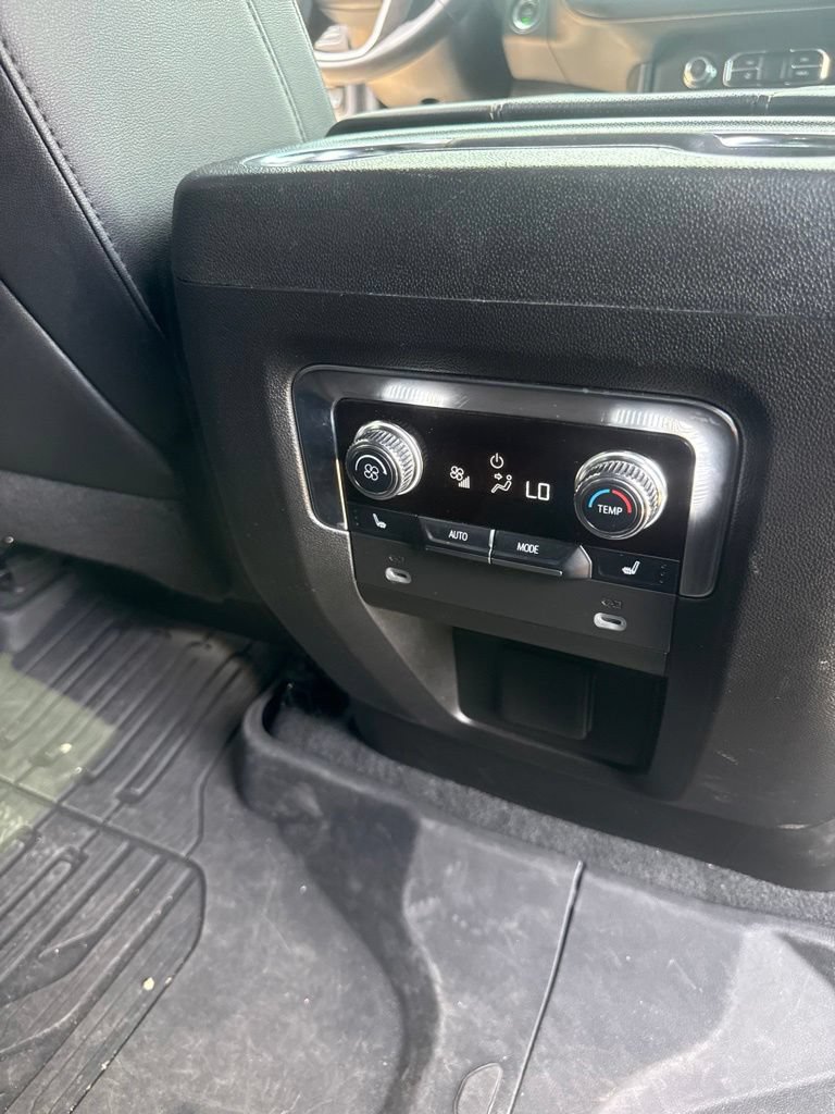 Used 2024 GMC Yukon AT4 w/ Max Trailering Package AWD/4WD image 39