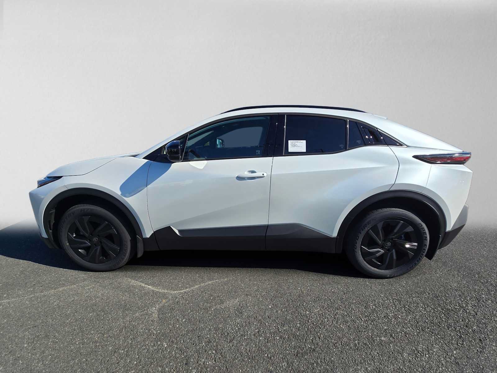 New 2026 Toyota C-HR AWD/4WD image 6