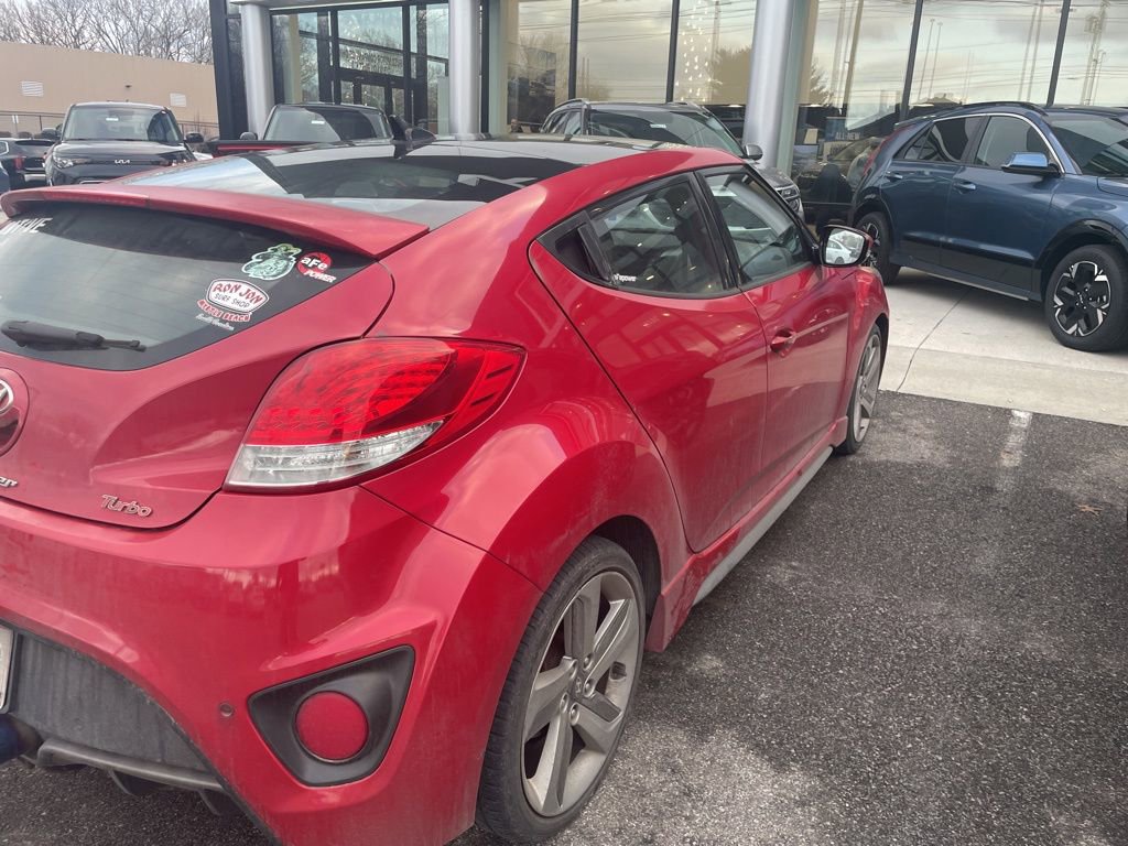Used 2013 Hyundai Veloster Turbo w/ Ultimate Pkg image 4