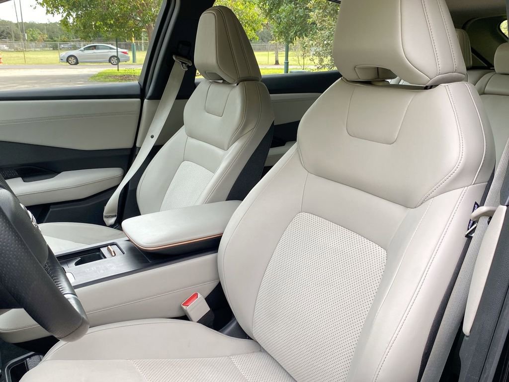 Used 2023 Nissan Ariya EVOLVE+ image 34