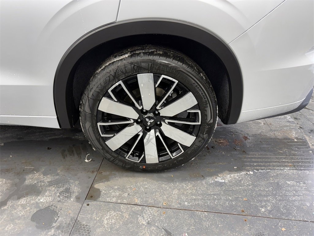 New 2026 Mitsubishi Outlander SEL image 37