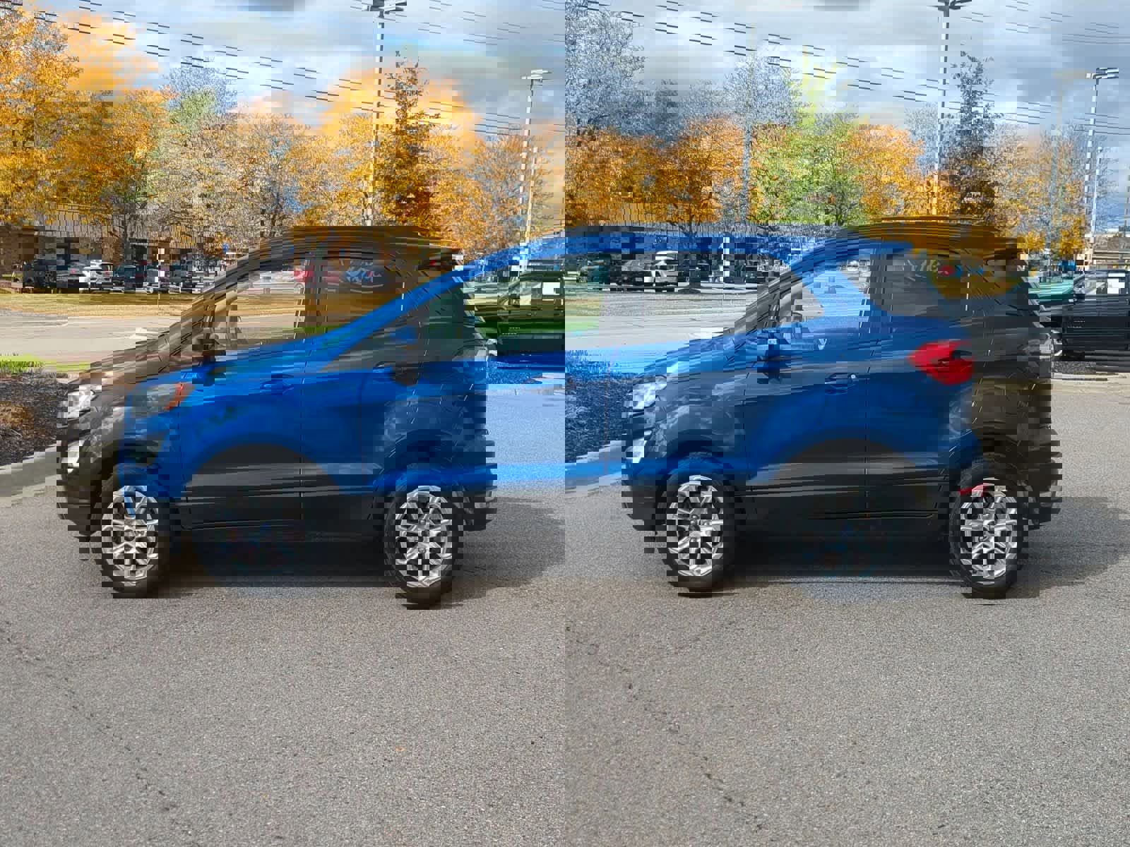 Used 2019 Ford EcoSport SE w/ SE Convenience Package image 5