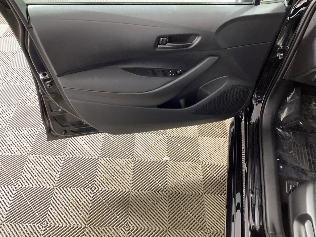 Used 2026 Toyota Corolla LE FWD image 15