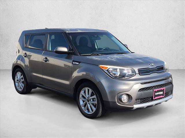 Used 2017 Kia Soul + FWD image 3