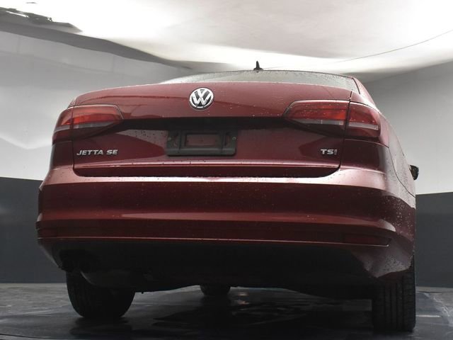 Used 2017 Volkswagen Jetta SE FWD image 38