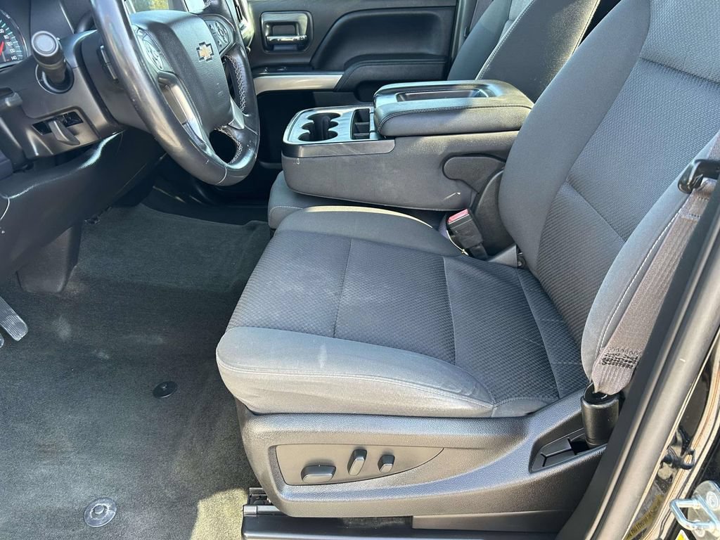 Used 2017 Chevrolet Silverado 1500 LT w/ All Star Edition AWD/4WD image 18